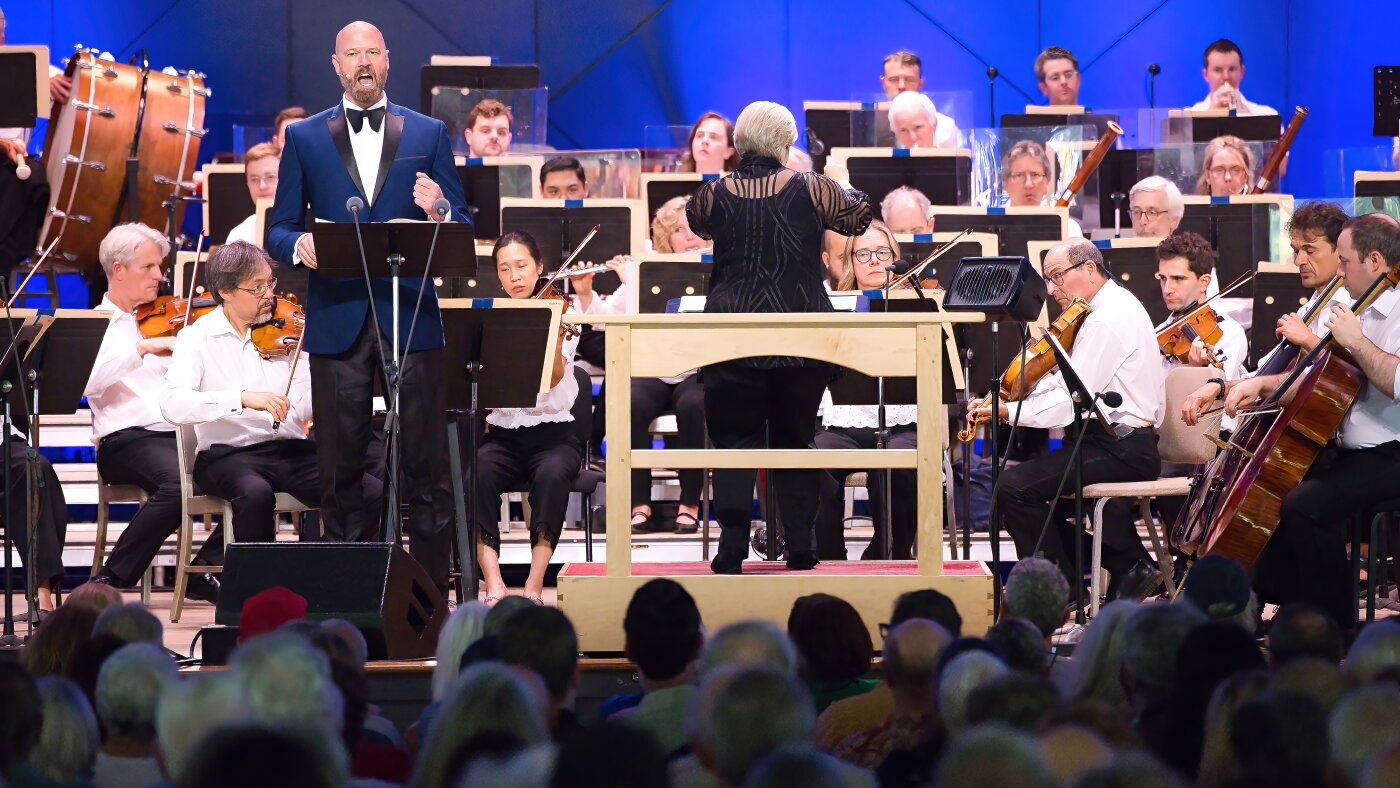La nouvelle symphonie de Philip Glass est créée à Tanglewood après l'annulation du Kennedy Center