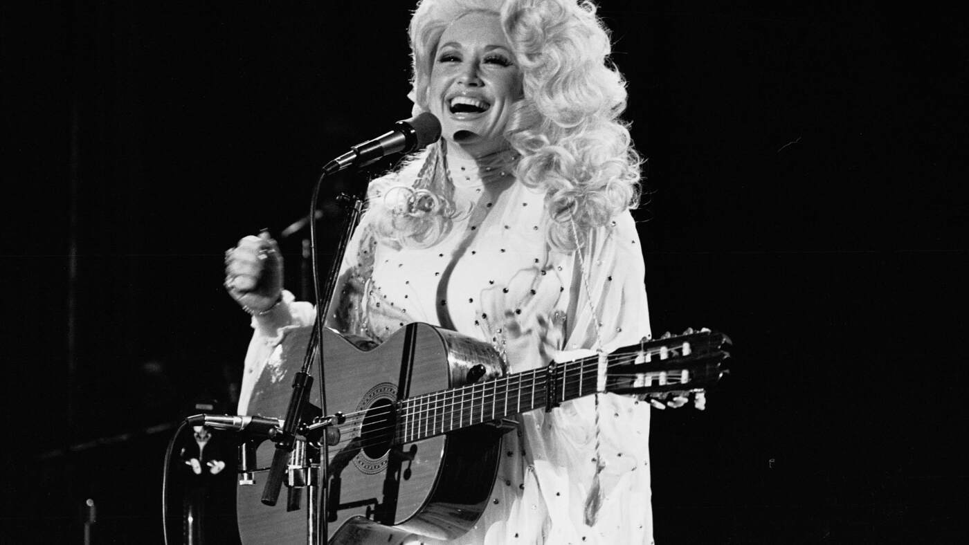 Comment Dolly Parton a écrit l'histoire d'une Amérique en mutation