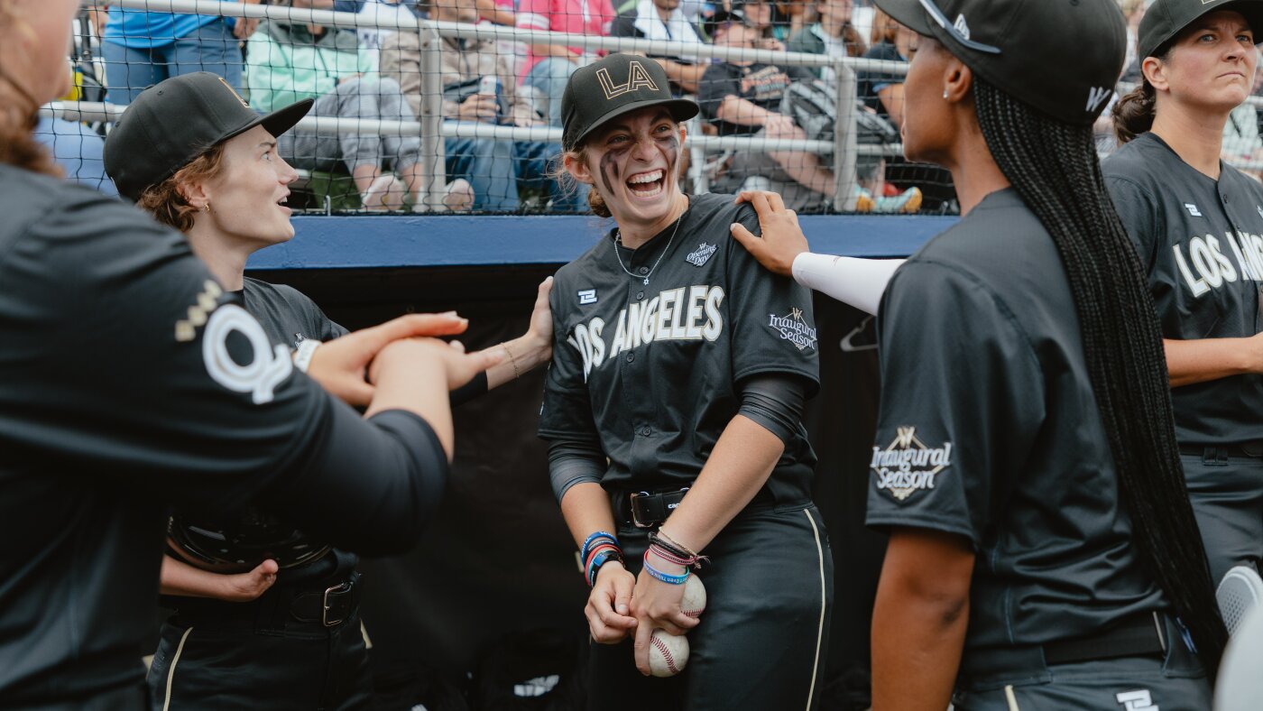 La Ligue professionnelle de baseball féminine fait ses débuts historiques