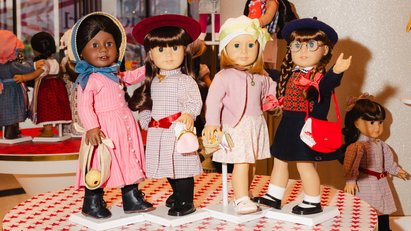 « De mondaine à commerçante » : American Girl Samantha découvre une nouvelle histoire