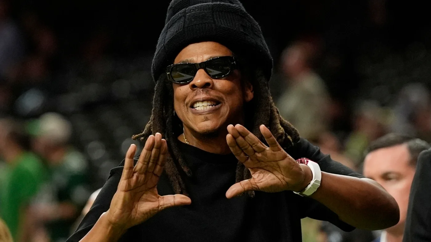Jay-Z se choisit pour être la tête d'affiche de la mi-temps du Super Bowl en Californie du Sud