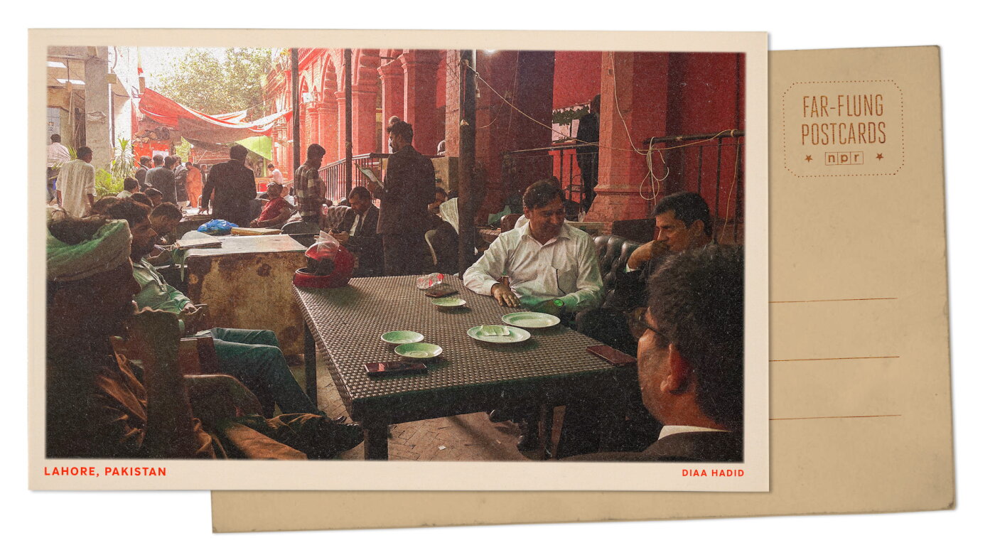 Salutations de Lahore, au Pakistan, dont la Haute Cour offre une oasis de bavardage et de chai